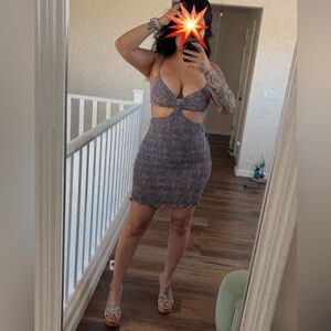 Blue and nude dress 💙🤎